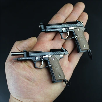 Deti Hračky Kovovú Pištoľ Miniatúrny Model 1:3 Beretta 92F Keychain Plavidlá Prívesok Darček k Narodeninám Anti-stres Fidget Hračky