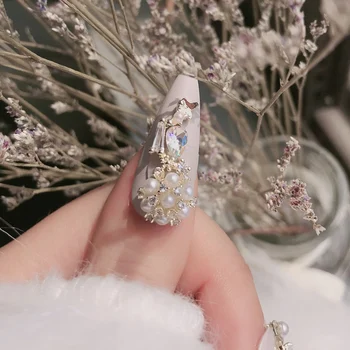 10pcs Luxusné Zirkón 3D Nail Art, Ozdoby Lesklé Diamond Crystal Kúzlo Zliatiny Pearl Prívesok Šperky Manikúra Dizajn Príslušenstvo