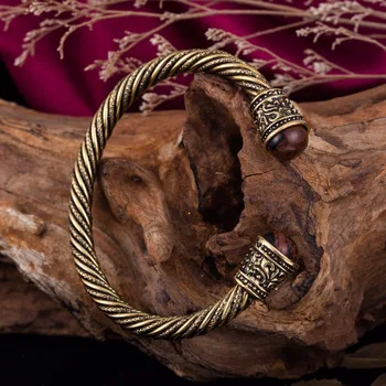 Pavúk Drevené Guľôčky Náramky & Bangles Viking Bangles Starožitné Zlata Farba Indické Šperky Nadprirodzené Pohanské Kovový Náramok Dary