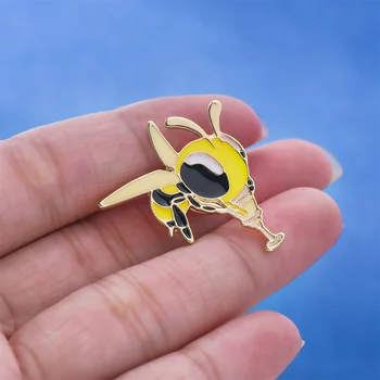Japonský Kawaii Bee Brošňa Zábavné Módne Zvierat Smalt Pin Taška Klobúk Klope Odznak pre Priateľa Vianočné Kovové Šperky Darček
